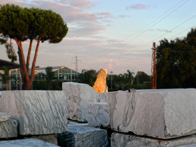 Menhir design marble menhir michbold