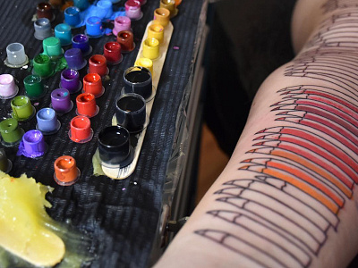 Colored Pencils artist girl farbenpracht germany illustration miriam frank miriamfrank tattoo munich tattoomunich tätowierung visual art form
