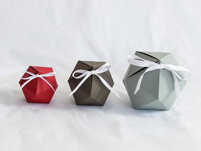 Geometric (Icosahedron) Gift Boxes giftwrap packaging design paper papercraft