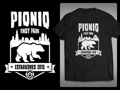 PIQNIQ 2018 T-shirt Design bear black chicago illinois radio sears shirt simple skyline t shirt texture tower