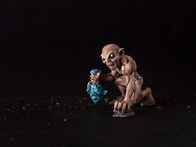Painting Miniature - Smeagol/Gollun gollun hobby lord of the rings miniature painting photography smeagol