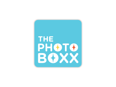 The Photoboxx 02 blue gotham rounded gray photo booth red yellow
