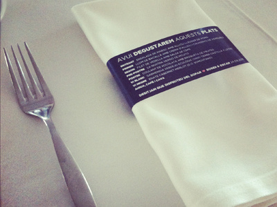 Minimal wedding menu card on white tablecloth