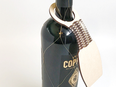 Living Hinge Wine Gift Tag