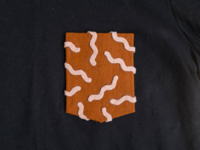 041 👕〰 dirt felt handmade pocket t shirt the100dayproject worms