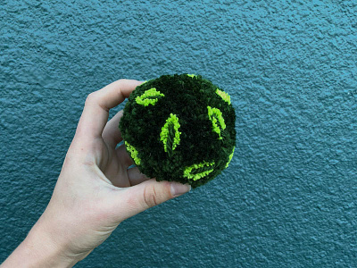 016 🍃 handmade leaf leaves pom pom the100dayproject yarn