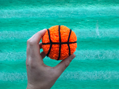 023 🏀 basketball handmade pom pom the100dayproject yarn