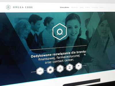 Omega Code www.omegacode.pl banner clean corporate design ico icons it line logo omega pattern people shape triangle ui web webdesign