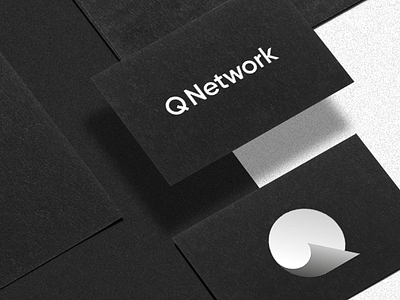 Q logo brand branding business card design gradient icon letter logo logotype mark minimal shadow