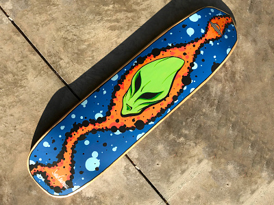 Alienz acrylic custom painting skateboard skatedeck