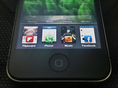 Auxo — for iPhone app auxo cydia icons ios iphone linen multitasking switcher tray tweak