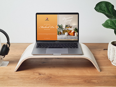 Free MacBook Pro Mockup website mockup