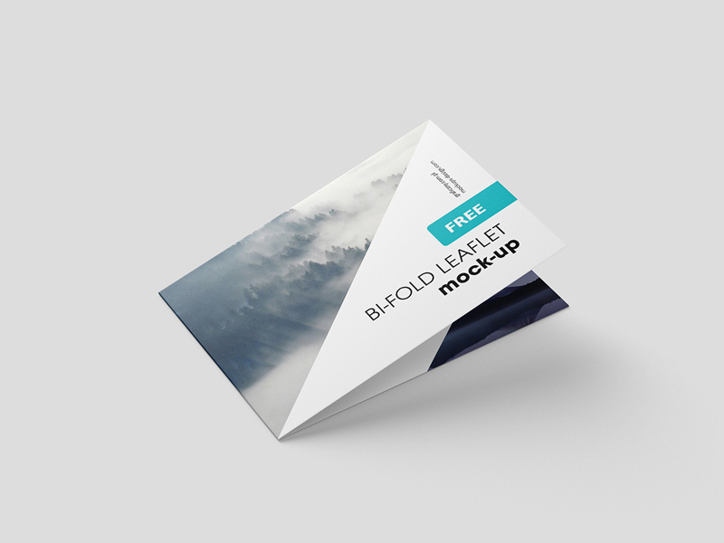 Download Free Horizontal Folded Brochure Mockup PSD by Mockup ...