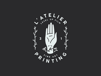 L'atelier antoinelanau atelier black design fineart graphicdesign hand illustration iu logo print printdesign roots toulouse ux vector webdesign white