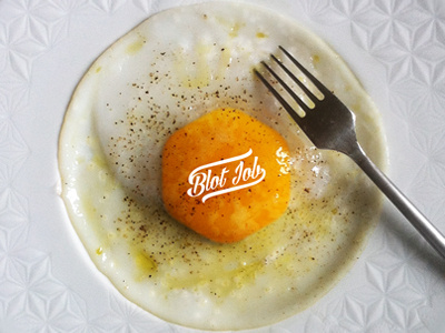 Hexagonal fried egg - 2 blotjob egg fried hexagonal