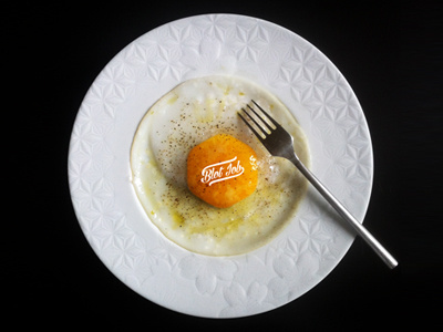 Hexagonal fried egg -3 blotjob egg fried hexagonal