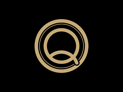 Qualtrics: Gold Society Logo
