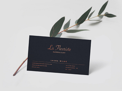 LU flower shop brand logo design