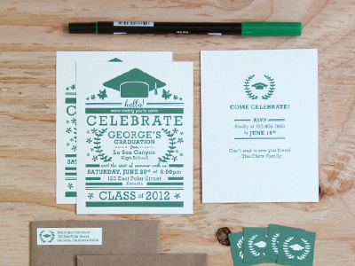 Graduation Invitation Set