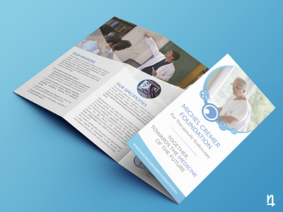 Michel Cremer Foundation - Leaflet blue branding communication creative design endoscopy foundation gradient graphic logo medecine medical therapeutic