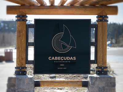 Restaurante Cabeçudas Signaling food restaurant sailboat sea