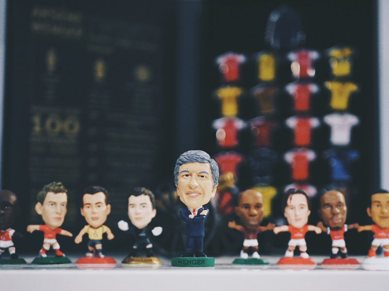 Merci Arsene bokeh toy figures photoshoot photo walcott bendtner lehmann rosicky henry arsene wenger arsenal