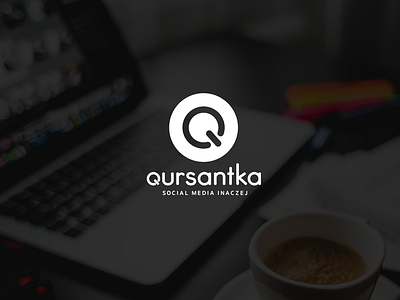 Qursatnka Logo social media agency