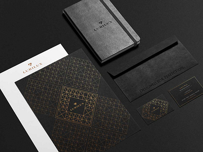 Lurilux Stationery