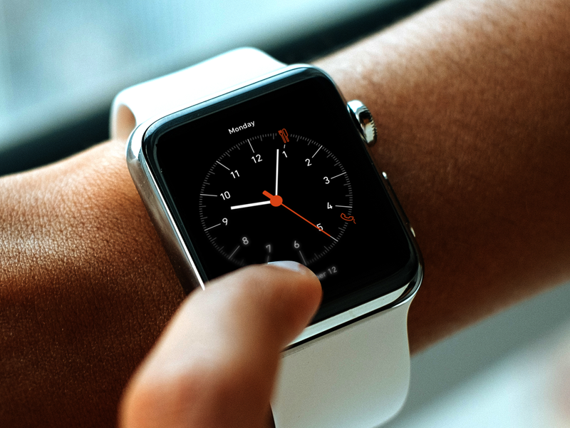 Watch Face with integrated Calendar by Dennys Hess on Dribbble