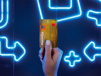 Itaú - Credit Card hands ad art direction