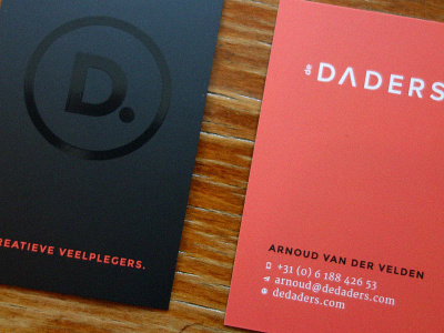 De Daders business card with spot varnish