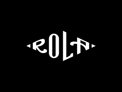 Rola Logo customtype lettering logo