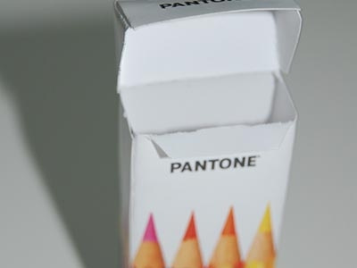 Pantone pencils packaging