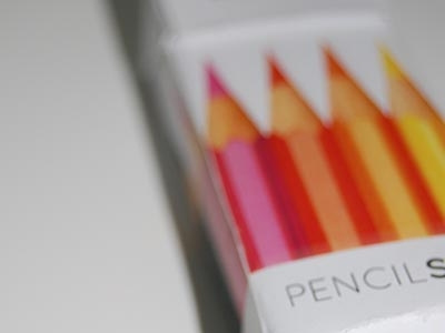 Pantone pencils packaging