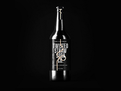 Twisted Straw Vanilla Ginger Ale Soda