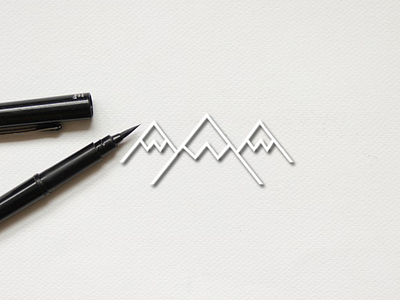 logo white montain