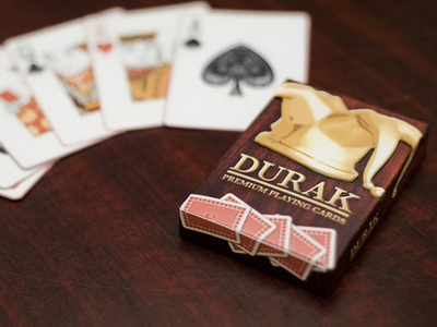 Durak Tuck Box Mock Up app card game durak iphone5 mac osx playing cards premium team disruptive