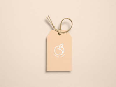 Logo | The Little Peach (label) branding flat food illustration julie charrier label logo minimal peach sketchapp ui vector visual identity