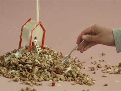 L' alphabet des relevations #4 house milk muesli photography pile dwelling spoon