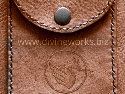 Free Leather Pouch Embossed Logo Mockup