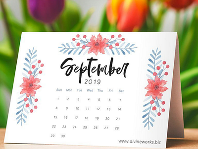 Free Table Calendar Mockup