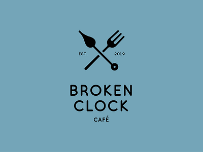 Broken Clock Café Logo