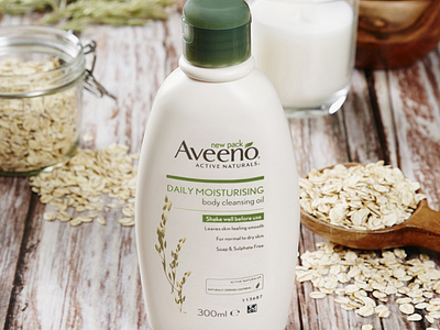 Mockup creation for JnJ Social Media Aveeno