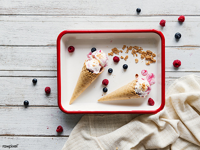 Berry ice cream berry crispy freeze strawberry summer sweet table waffle