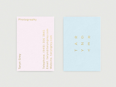 Taryn Grey Business Card Portrait