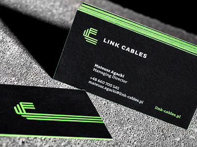 Link Cables BC2 black business cables card design edges green link pantone802 print screen