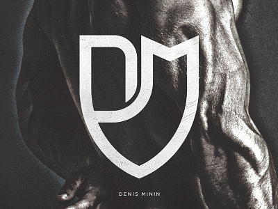 Denis Minin Logo