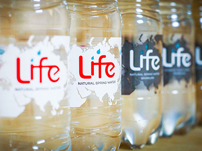 'Still' and 'Sparkling' labels for Life Water