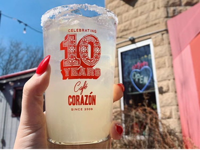Cafe Corazon pint glass design