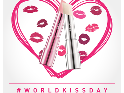 Campagna facebook World Kiss Day Lierac